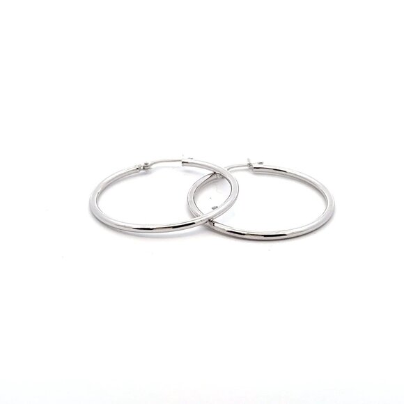 18K White Gold Earrings Hoops Loops 1.78 grams - Picture 3 of 9
